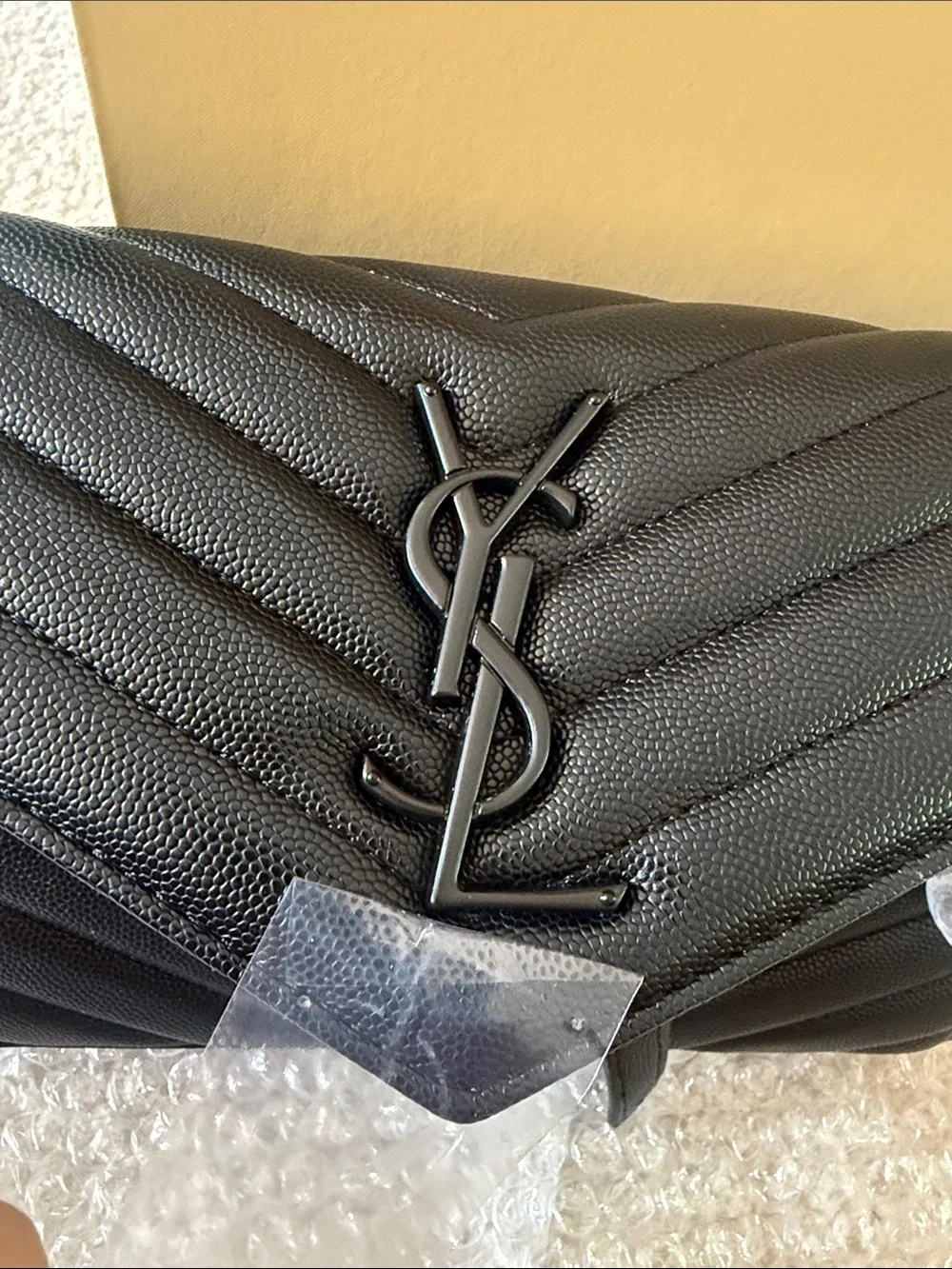 Design Crossbody Purses Black Chrome 9x6 - Picture 7 of 9